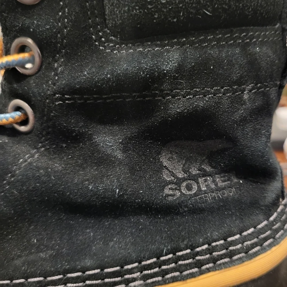 Sorel Boots Youth Cheyanne II Black US Size 4Y Wns 5.5-6